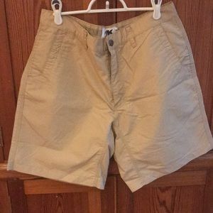 Men’s Mountain Khaki Shorts NWT, size 34x8